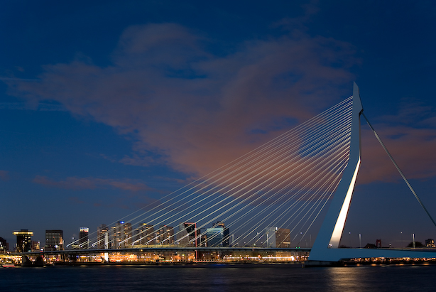 The Netherlands, Rotterdam,
November 2006.
Suspension bridge 3.
The Erasmus bridge at night.
 
