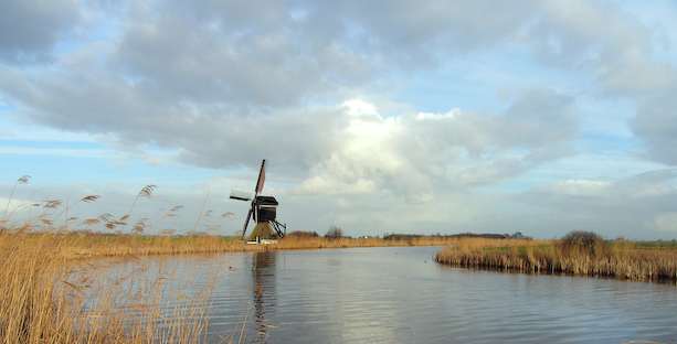 The Netherlands, Streefkerk,
January 2005.
Dutch windmill.
Historic Dutch windmill in the “Alblasserwaard”. 

 
